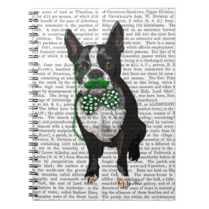 Boston Terrier mit dem grünen Schnurrbart und Notizblock