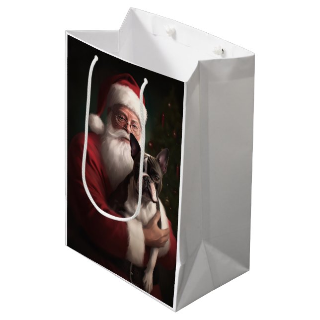 Boston Terrier mit Weihnachtsmann Weihnachten Mittlere Geschenktüte (Vorderseite Schrägansicht)