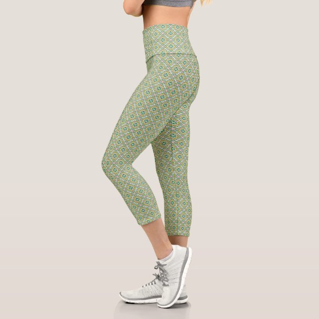 Botanical Pop - Olive Capri Leggings (Links)