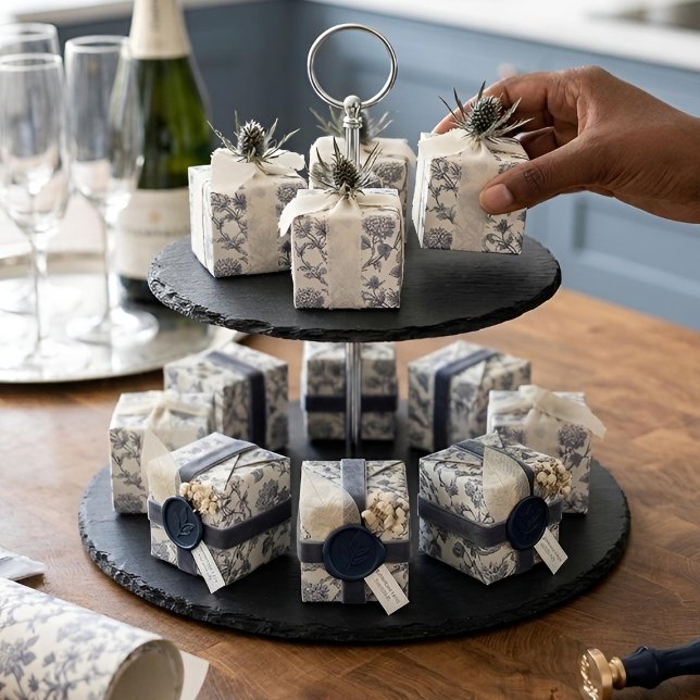 Botanical Toile | Hydrangea & Sea Holly Geschenkpapier (Party Favours)