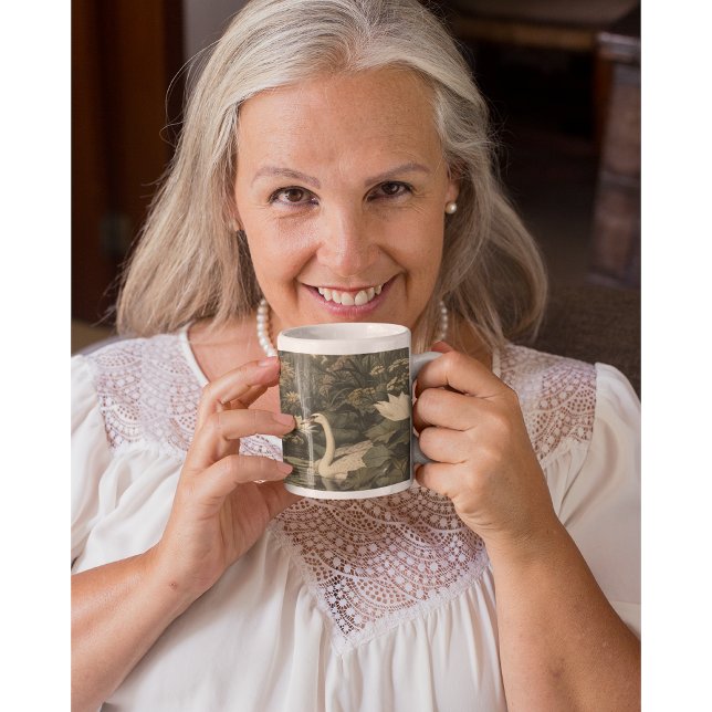 Botanische Elegance - Schwan im Wald Prozellantasse (Von Creator hochgeladen)