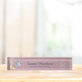 Botanische Hütte Kernflorenschmetterling Mauve Pin Namensplakette