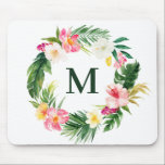 Botanische Kräne-Monogramm Mousepad<br><div class="desc">Tropisches Thema anpassbare Monogramm Mousepad. Es ist mit einem Aquarellkranz tropischer Blume wie Hibiskus und Plumeria mit Akzenten im Grünen ausgestattet. Personalisieren Sie diese,  indem Sie Ihr Monogramm hinzufügen. Dieses tropische Monogramm-Mousepad ist ein personalisiertes Geschenk.</div>