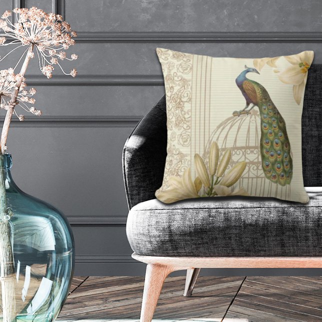 Botanische Lilie Vintag Peacock Kissen (french country botanical lily vintage Peacock Throw Pillow)