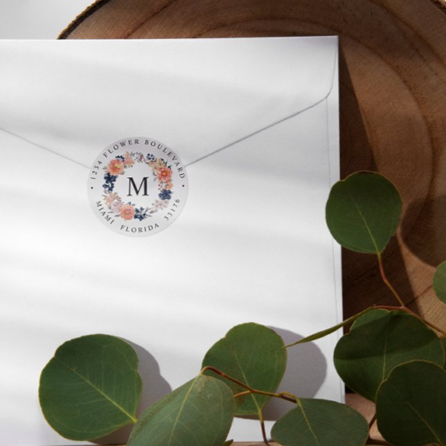 Botanische Monogramm-Rücksendeadresse der Korallen Runder Aufkleber (Von Creator hochgeladen)
