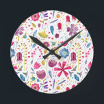Botanische Wildblume Hedgerow-Malerei Runde Wanduhr<br><div class="desc">Moderne Aquarellmalerei mit Blume und Blätter in kräftigen Farben auf weißem Hintergrund.</div>