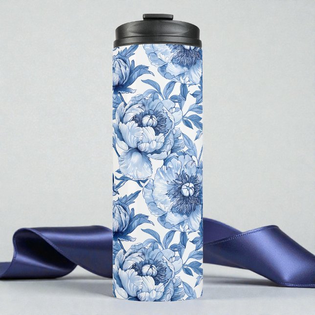 Botanischer Blauer Blumenstrauß Jugendstil Porzell Thermosbecher (Botanical Blue Floral Art Nouveau Porcelain Flower Thermal Tumbler)
