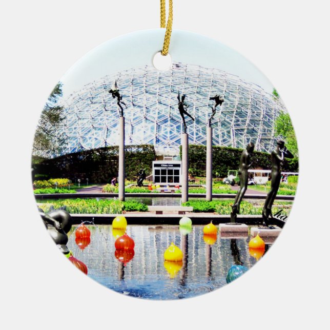 Botanischer Garten St. Louis, St. Louis Keramik Ornament (Vorne)