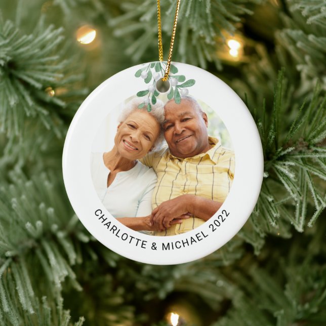 Botanischer Mistletoe des Custom Couple's Foto Keramik Ornament (Baum)