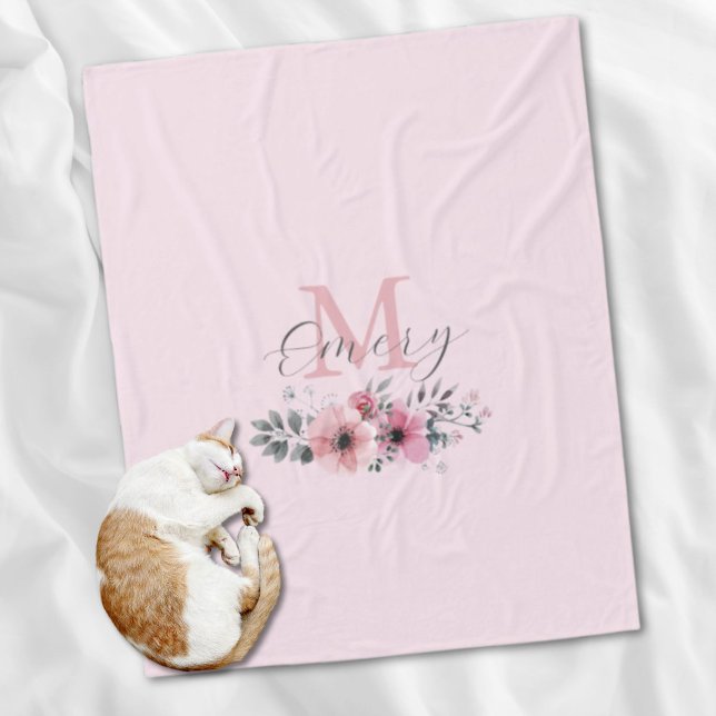 Botanisches chicrosa Aquarellblütenmonogramm Fleecedecke (Botanical chic pink watercolor floral monogram fleece blanket)