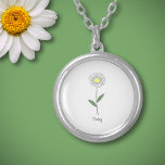 Botanisches Daisy Pastel Blume Necklace Versilberte Kette<br><div class="desc">Eine Nekklace mit einer botanischen,  dunklen Blume-Illustration in Pastellfarben (Leucanthemum vulgare) und einem anpassbaren Text: perfekt für ein Geburtstagsgeschenk. Daisy ist die Blume von April und symbolische Bedeutungen von Güte,  Reinheit,  Unschuld,  Freude und Fröhlichkeit.</div>