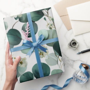Botanisches Grün Eukalyptus Weiß Florales Muster Geschenkpapier