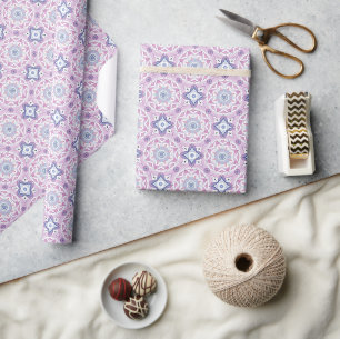 Botanisches Muster mit Blau, Lavendel und Rosa Geschenkpapier