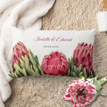 Botanisches Proteas Blumenkissen Lendenkissen<br><div class="desc">Botanisches Proteas Blumenbridal Couple's Hochzeitszeremonie Kneeling Kissen.</div>