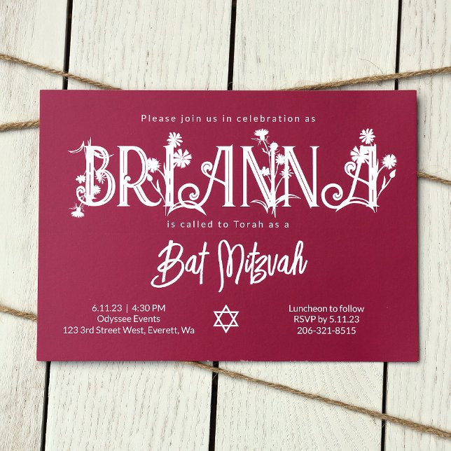 Botanisches rosa Bat Mitzvah Floral Letters Einladung (Modern Unique pink bat mitzvah invitation with floral white lettering, botanical wild flowers)