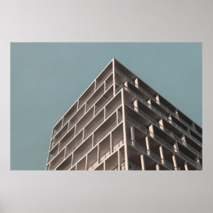 BOTTOMANSICHT AUF HOCHRANGIGES GEBÄUDE POSTER