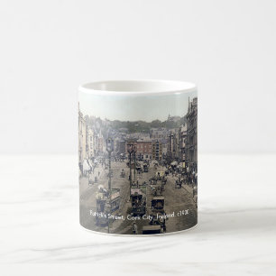 Bouchez la tasse de l'Irlande de ville, la rue