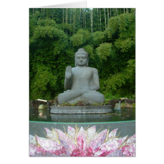 Bouddha dans la forêt de Bamboo