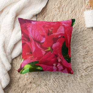 Bougainvillea Closeup Throw Kissen