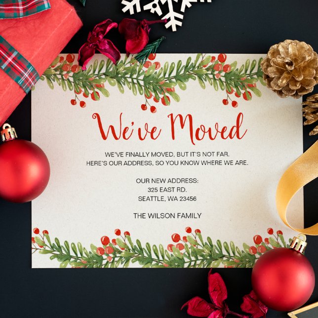 Boughs of Holly We've Moved Holiday Announcement Postkarte (Von Creator hochgeladen)