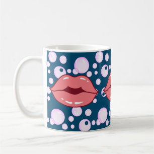 Bouillonner les lèvres tasse