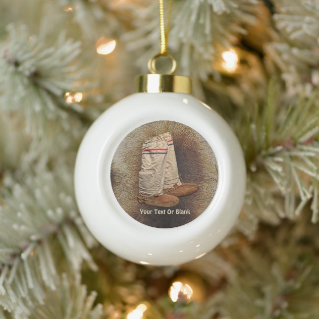 Boule En Céramique Mukluks Sur La Fourrure De Caribou (Arbre)