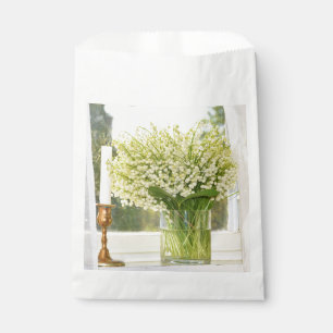 Bouquet aus Frühlingsblütenlilien des Tales Geschenktütchen