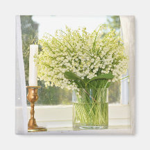 Bouquet mit Frühlingsblumen, Lilien aus dem Tal