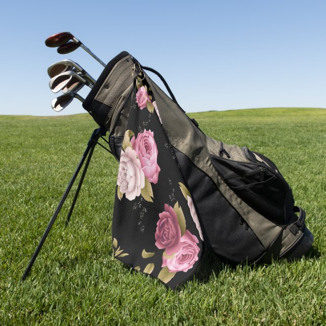 Bouquets von Rose 3 Golfhandtuch (Gras)