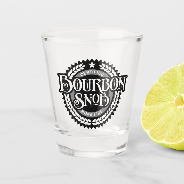 Bourbon Snob - lustiger Whiskeytrinker Schnapsglas (Vorderseite)