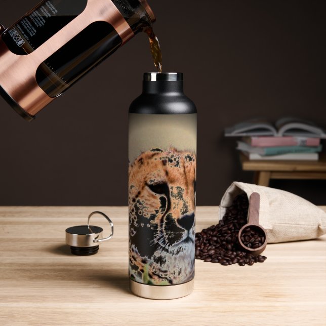 Bouteille à Cheetah Marques à l'eau isolée Bouteil (Café)