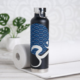 Bouteille D'eau Asiatique Bleu Yoga Moderne Zen Calligraphie Om Au