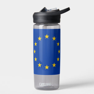 Bouteille d'eau avec drapeau de l'Union européenne