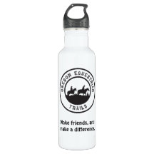 Bouteille d'eau avec le logo et le slogan d'OET