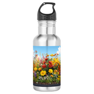 Bouteille d'eau du jardin fleur sauvage.