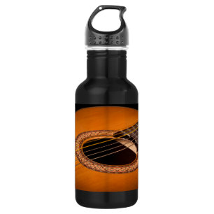 Bouteille D'eau En Acier Inoxydable Plan rapproché de guitare acoustique