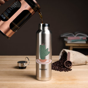 Bouteille D'eau Haute plante verte sur tapis Cactus de désert