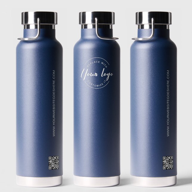 Bouteille D'eau Logo White Business Site de code QR personnalisé (Customizable logo, QR code and website on Navy water bottle business promotional merchandise. )