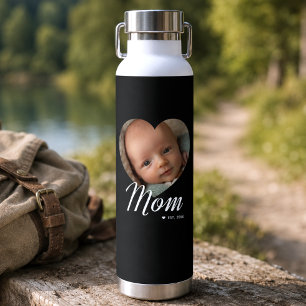 Bouteille D'eau Maman a établi un script cœur photo isolé noir