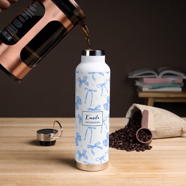 Bouteille D'eau Nœud Papillon Coquette Bleu Nom Personnalisé  (Café (pivoté))