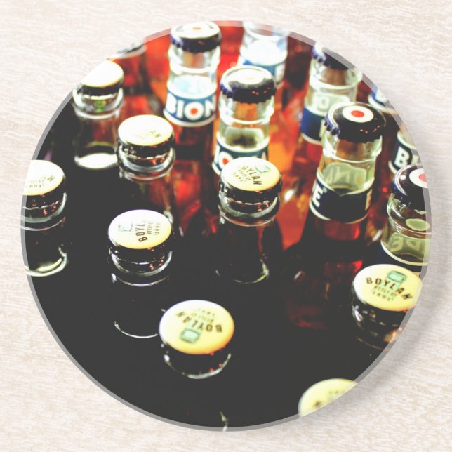 Bouteilles, bouteilles et plus de dessous de verre (Devant)