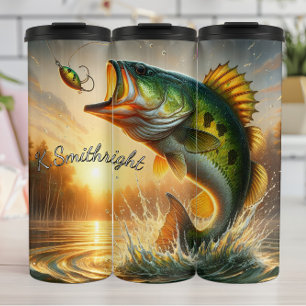Bouteilles Isothermes Capture de basse dans les eaux du lever du soleil