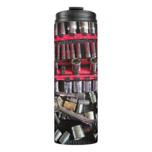 Bouteilles Isothermes Différents sockets dans un bac à outils