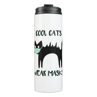 LES CHATS COOL PORTENT DES MASQUES