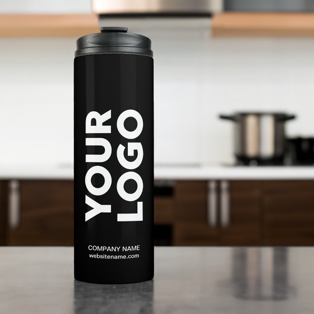 Bouteilles Isothermes Logo et texte personnalisés en noir (Custom Logo and Text on Black Thermal Tumbler in situ)