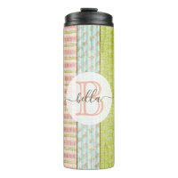 Nom du monogramme Roses de Shabby sur le chalet ru