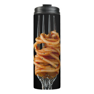 Bouteilles Isothermes Pâtes filées sur une fourchette, spaghetti de nour