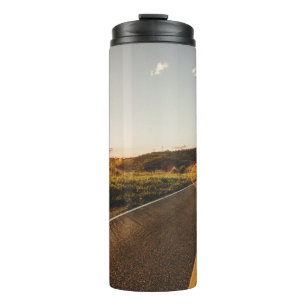 Bouteilles Isothermes Personne qui court sur la route le matin