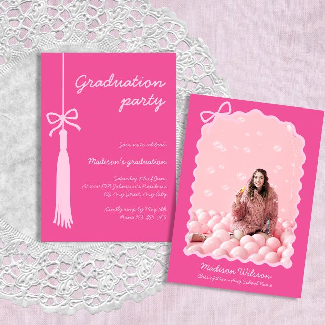 Bow Chic Pink Grad Foto 2025 Abschluss Einladung (Bow Chic Pink Grad Photo 2025 Graduation Invitation)
