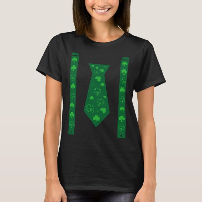 Bow Tie & Suspenders Cool Irish St Patricks Day Me T-Shirt (Vorderseite)